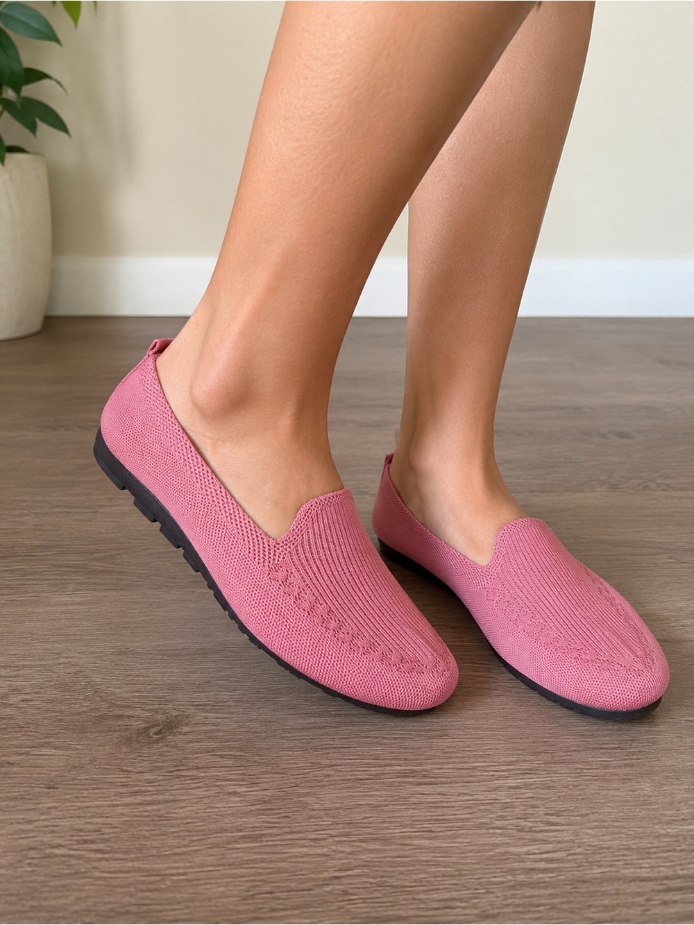 NWOT Women’s Pink Knit Slip-On Loafers Comfort Walking Shoes Size EU 43 US 12